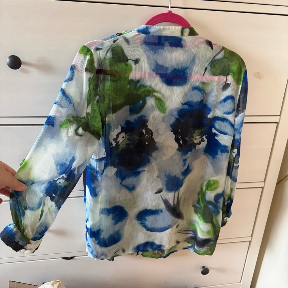 Button down Blouse - Picture 7 of 11